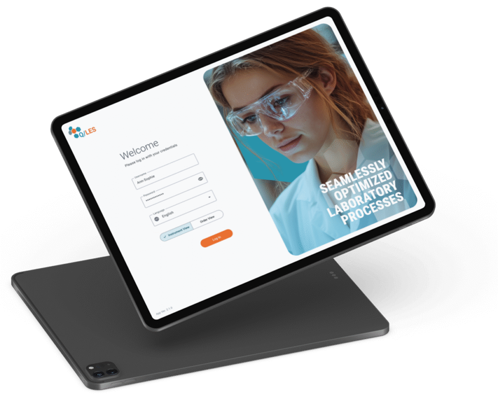 Ein iPad zeigt die Q/LES Login-Maske